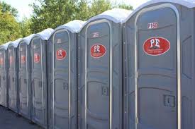 Best Portable Restroom Servicing (Cleaning and Restocking)  in Gun Barrel City, TX